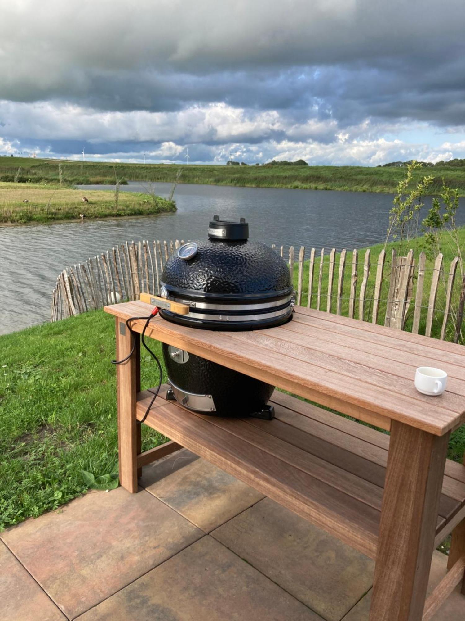 Tiny Vakantiehuis Aan Het Water Met Eigen Steiger En Airco Kampen Exterior foto
